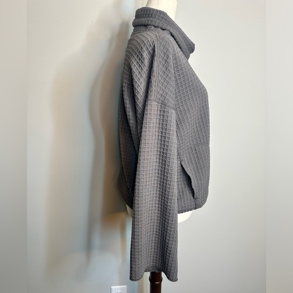 NWT sz XS Max Studio pullover sweatshirt pockets grid material pattern pocket - Picture 3 of 7